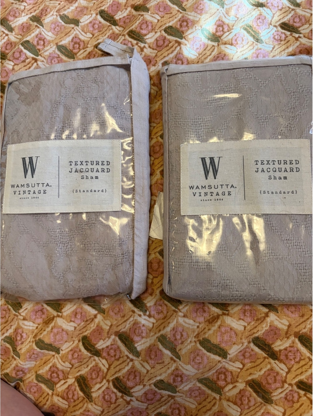 2 Wamsutra Vintage Jacquard Standard Shams